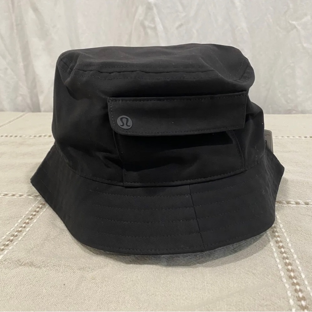 Lululemon On My Level Bucket Hat w/ Pocket Black Adult Medium/Large Brand New
